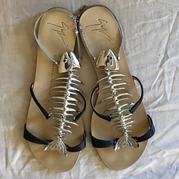 Giuseppe Zanotti fish bone skeleton strappy flat summer peep toe sandal
